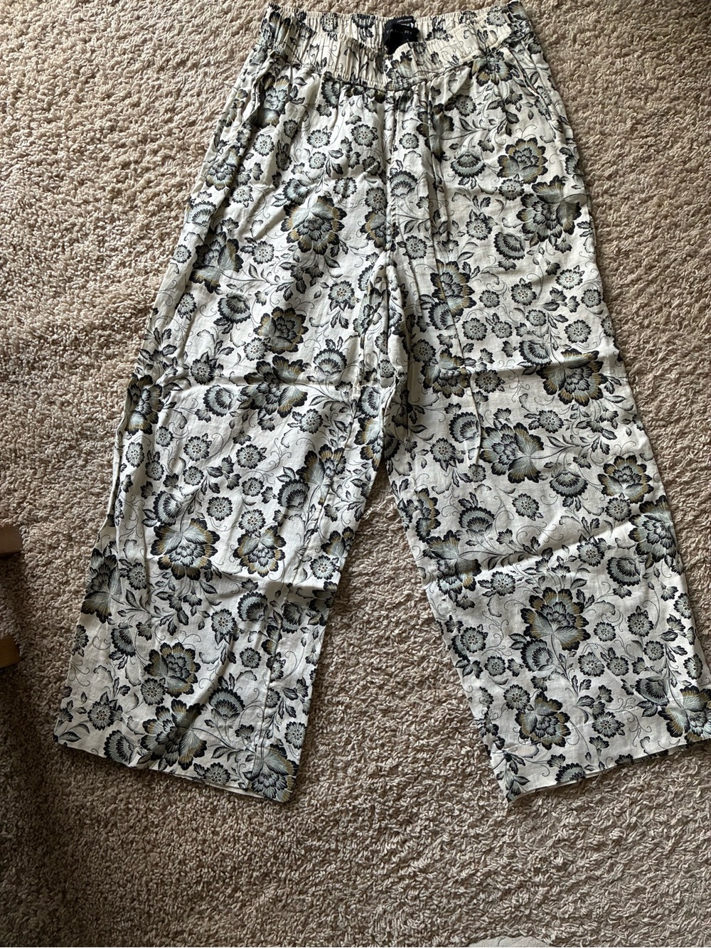 Floral Wide-Leg Linen Pants in Cream and Black